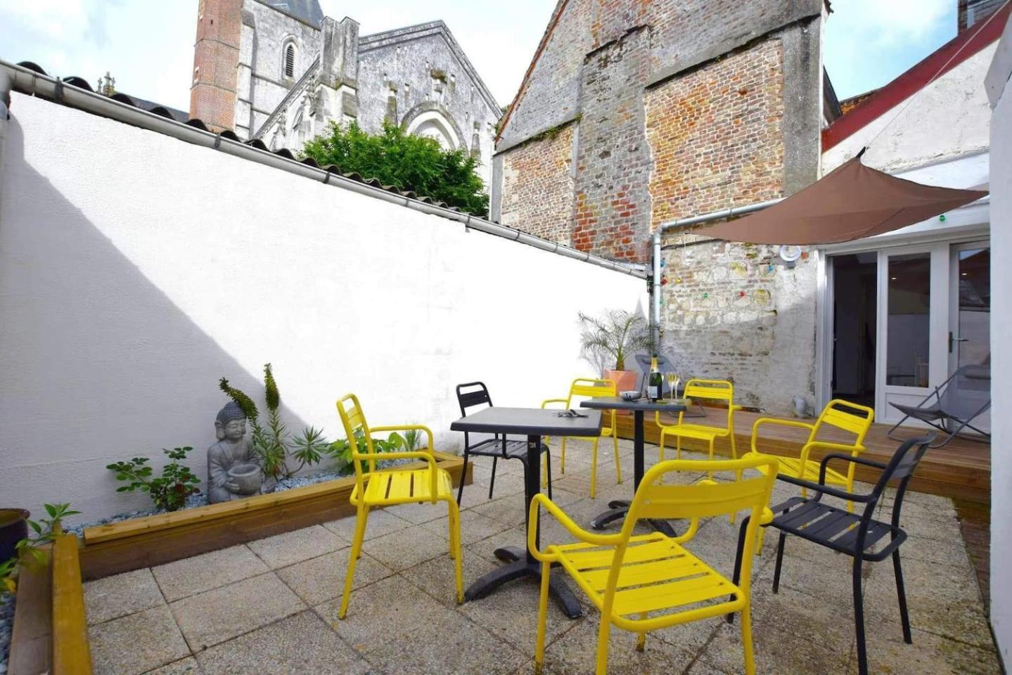 Le Notre Dame Vila Ardres Exterior foto